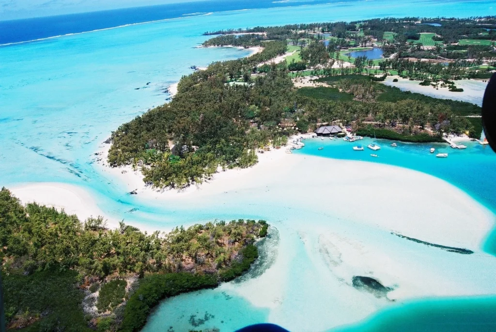 Littoral de l'Île aux Cerfs à l'île Maurice